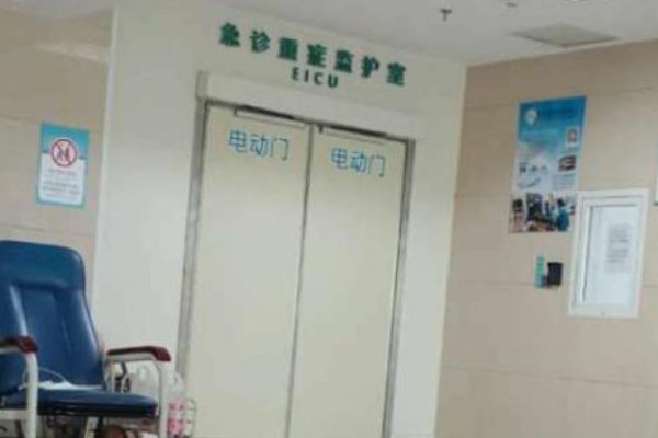 当街被挟持割喉、全身多处刺伤!17岁少女到底做了什么被如此对待?