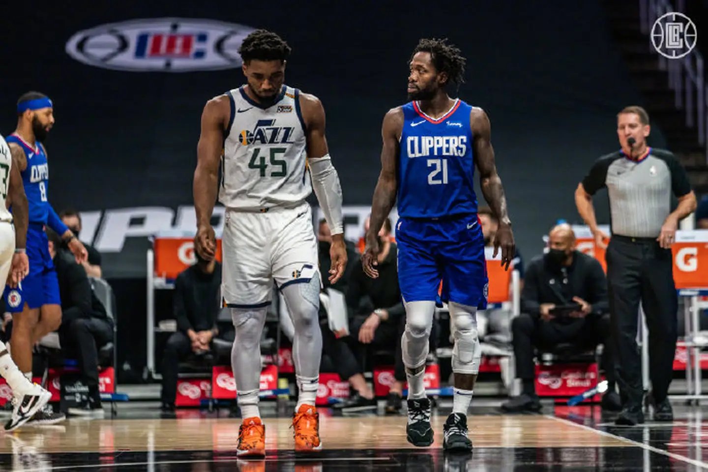 时隔2年，央视再次复播NBA，这一行为释放了什么信号？