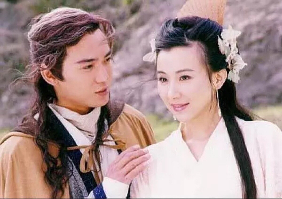 白发三千丈怎么死的
