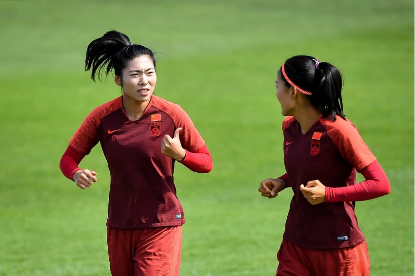 中国女足赞助取决于男足成绩