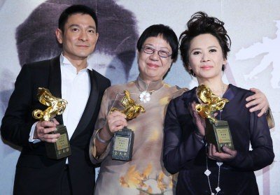 刘德华和叶德娴凭借主演的哪部影片双双获得48届台湾金马奖影帝影后