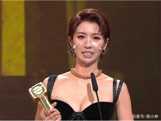 尴尬的TVB颁奖礼：嘉宾阵容太寒酸，蔡思贝拿视后，为什么被嘲“水后”？