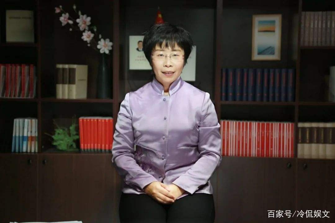 为什么于丹、蒙曼会渐渐淡出公众视野?