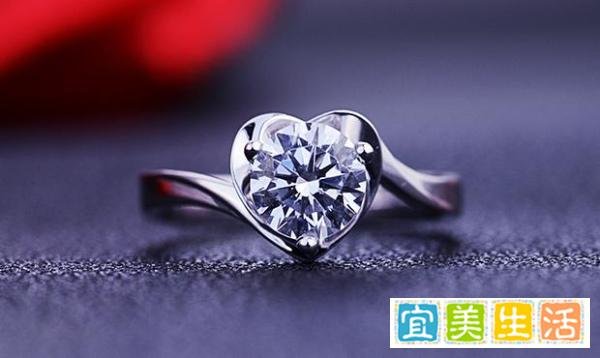 0.5克拉钻戒价格贵不贵？小克数钻戒值得买吗？可以求婚时用吗？
