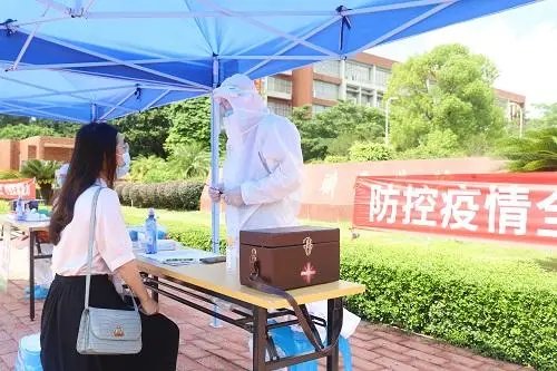 拒不配合流调,三代以内旁系亲属不得参军入党考公?这一规定是否合理?