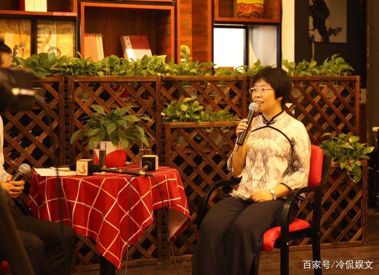 为什么于丹、蒙曼会渐渐淡出公众视野?