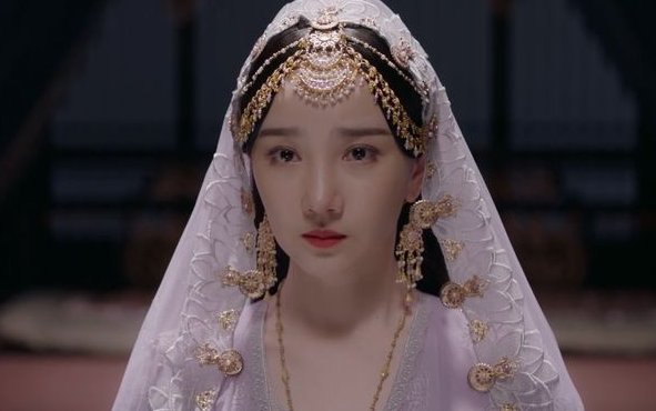 帝旭第一眼看到的是缇兰还是紫簪