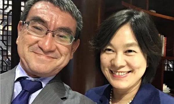 菅义伟决定辞去首相一职!一年间的工作获安倍赞扬
