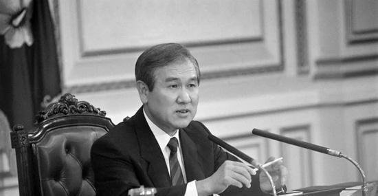 “一个时代的终结”:韩国一月内两位前总统去世