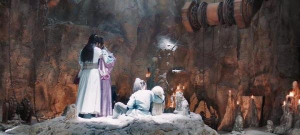 《山河令》龙渊阁中，温客行的身世揭晓，周子舒的好友变成师弟