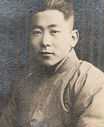 如何评价陈独秀之子陈乔年履历表首度公开?对此你有什么感想?