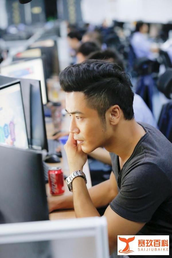 薛皓文《天下无诈》今晚收官 缉拿担当被称坏人的克星