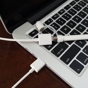 苹果官网有13充电线的转接头吗
