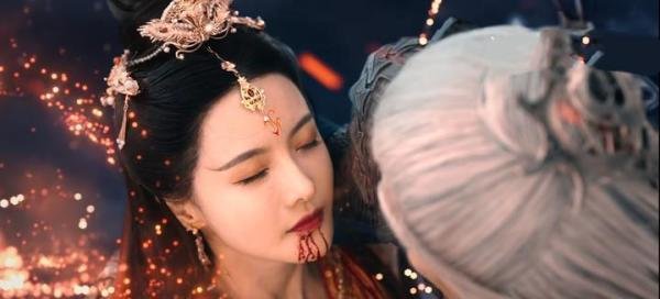 长月烬明：初凰到死都不知道，她给桑酒的神力，救了她女儿一命！