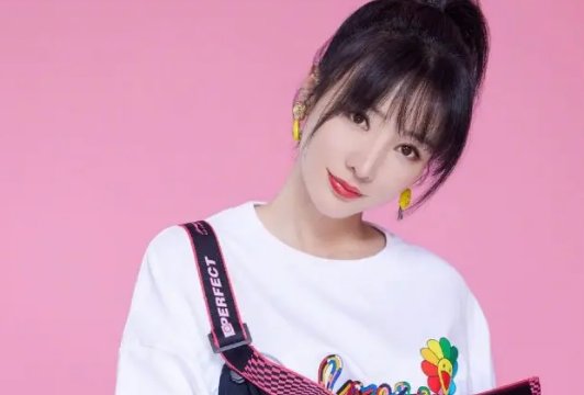 柳岩说绝不可能闪婚闪恋,她面对感情有多清醒?