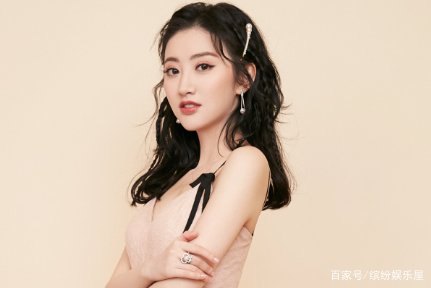 张继科两任前女友，都是女孩中的佼佼者，景甜和刘诗雯他更爱谁？