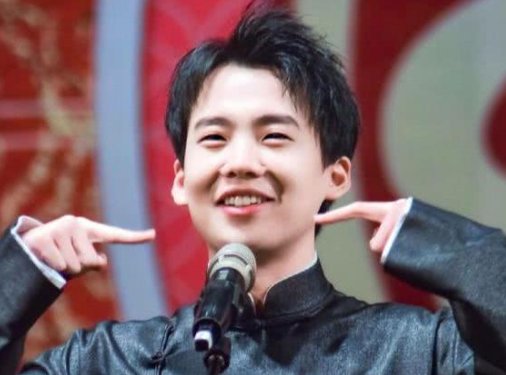 郭麒麟放风筝被吐槽像遛狗,这又是什么梗?