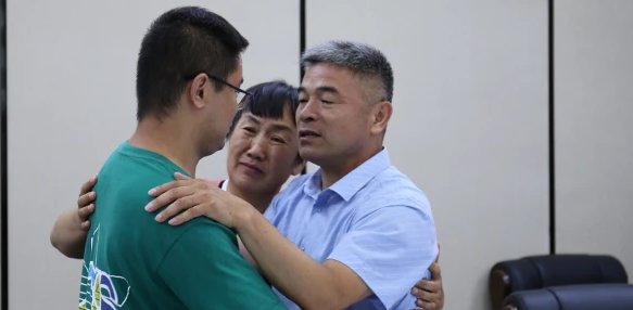 郭刚堂二儿子郭伟干什么工作