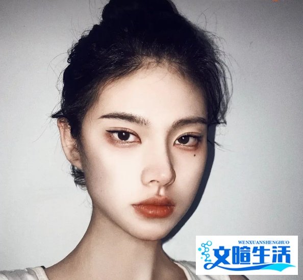 比乔碧萝还恶劣,网红“西红柿ovo”被深扒,除了性别其他全是假的