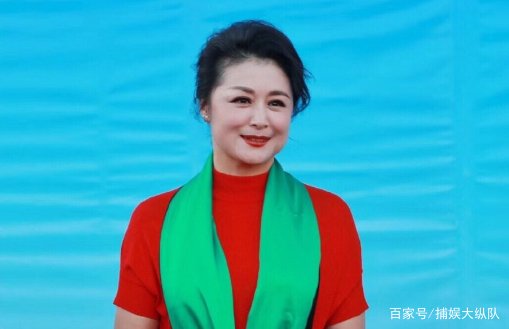 传于月仙离世疑点重重,赵本山派妻子现身追悼会,自己却不到场,为什么?