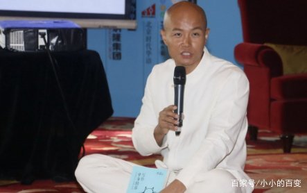“消失”7年后回归,乐嘉公开强吻谢娜事件,当年到底发生了什么?