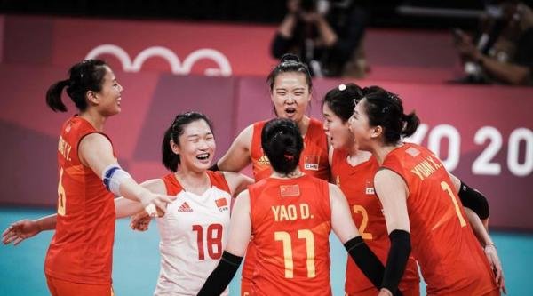 泪目!郎平赛后哽咽道歉:我对不起全国球迷!无缘前8我主要责任