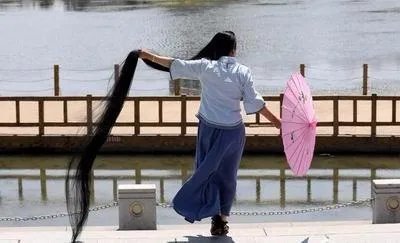 为什么女子留3米长发？