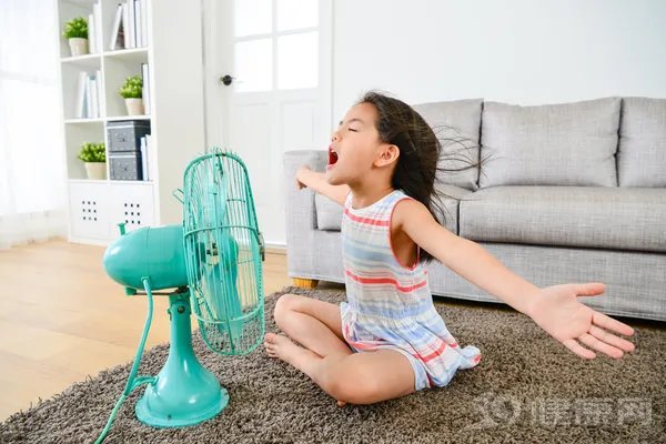 女孩子不听话打哪里最疼最狠