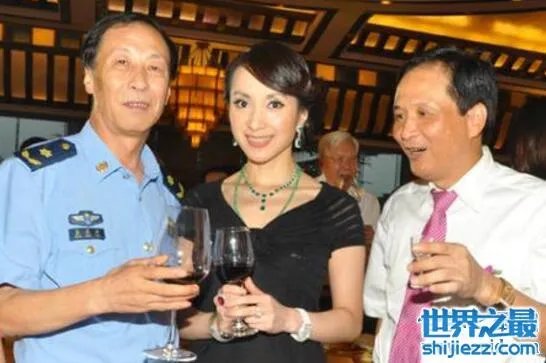 汤灿的葬礼被秘密封锁，汤灿被执行死刑现场照片 