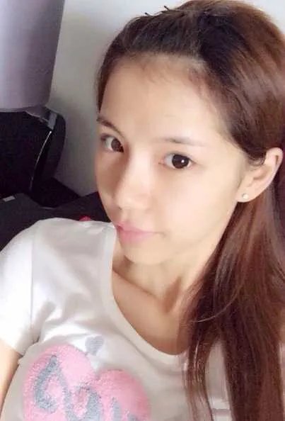 “宅男女神”叶梓萱素颜是什么样子  天使脸蛋魔鬼身材