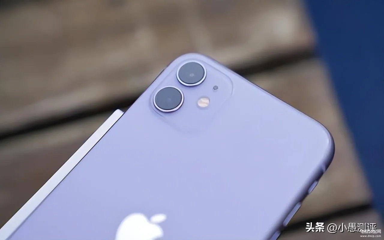 苹果11价格表官网报价多少钱（iPhone11跌破3000元）