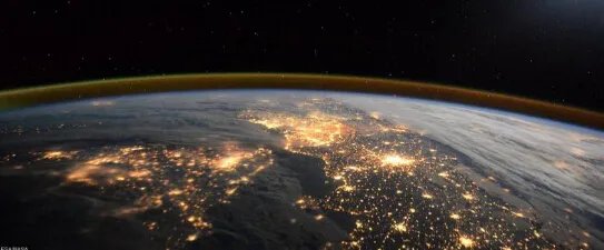 罕见地球俯瞰照片 见识一个不一样的地球