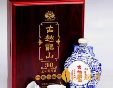 古越龙山三十年多少钱一瓶：品味源于时间，珍贵而非昂贵