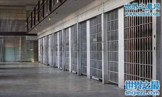 汤灿的葬礼被秘密封锁，汤灿被执行死刑现场照片 