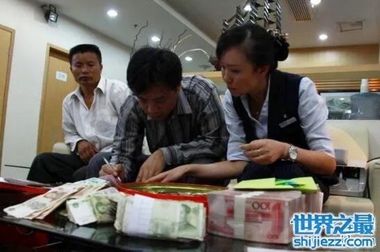 佛山小悦悦事件系父母阴谋，小悦悦事件可疑之处 