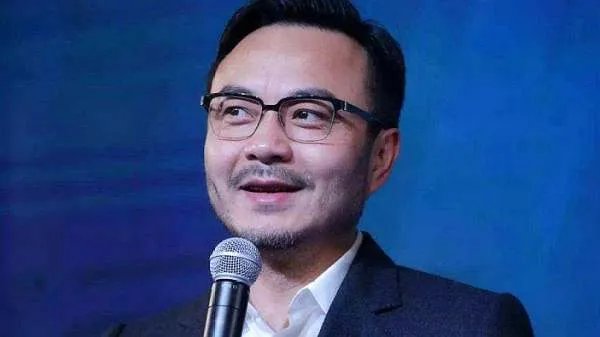 主持人汪涵因言论引争议,公众人物是否需要注意自己的言行?