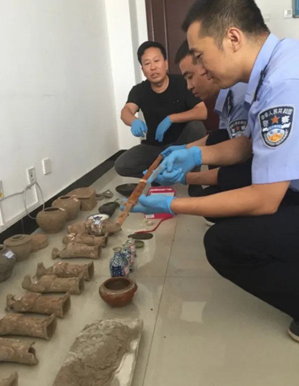 陕西破秦墓盗掘案追缴多少文物？