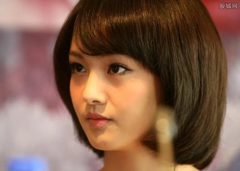 郑爽爸爸声援女儿 网友们竟然这样评论