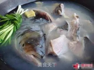 清炖鱼头