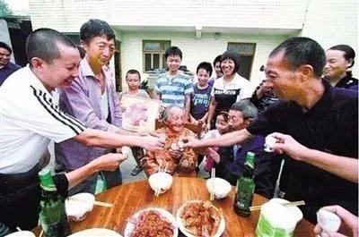 关于114岁老人离世事件的介绍