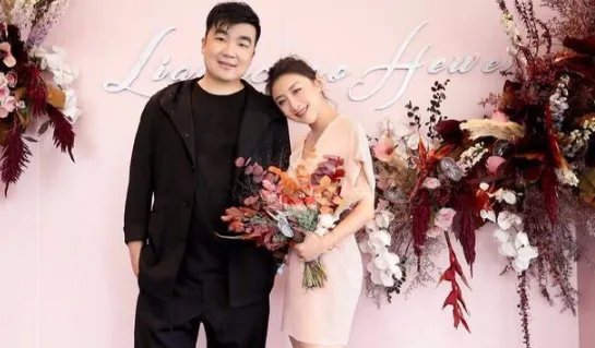 何雯娜梁超订婚后应该如何经营感情?