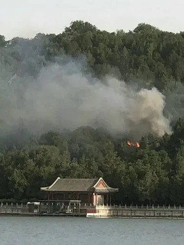 颐和园起火是什么原因?