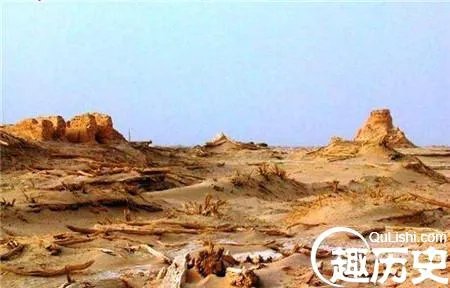 考古队经历：罗布泊地下洞穴惊现大量食人蜥蜴