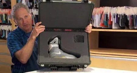 最近朋友圈疯狂流传的81万耐克鞋到底是什么?