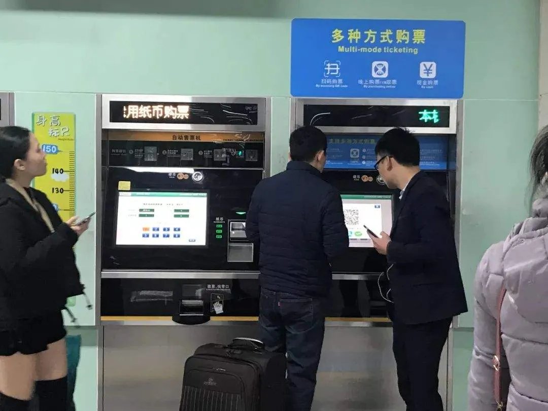 十一长假高速将迎拥堵高峰，需要做好哪些准备？