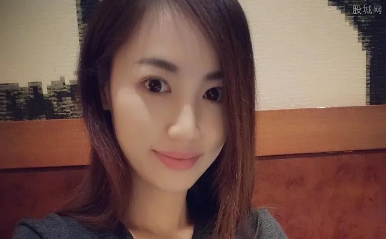 马蓉黄牛票蹭红毯 明星蹭红毯大盘点