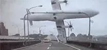 实拍99年温州空难 现场惨不忍睹（图）