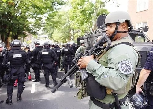 美国被实锤!美疫情提前至12月,死者根本没来过中国,对此你怎么看?