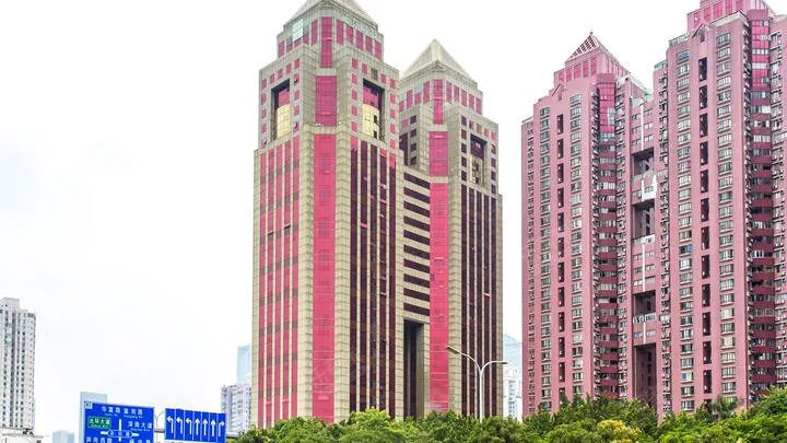 深圳最诡异的红房子中银大厦,灵异传闻原是恶意竞争