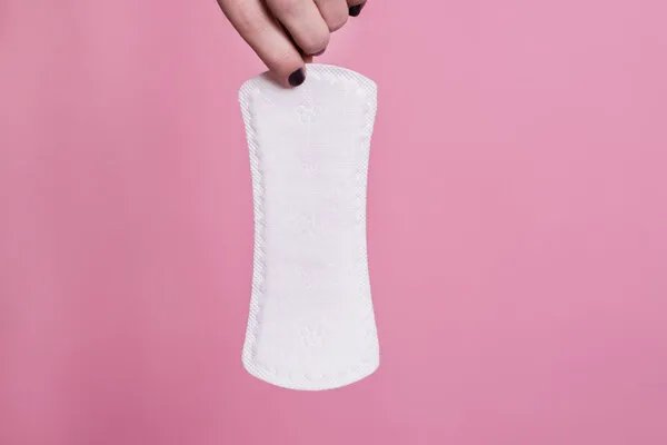 女生用过的卫生巾男生能穿吗